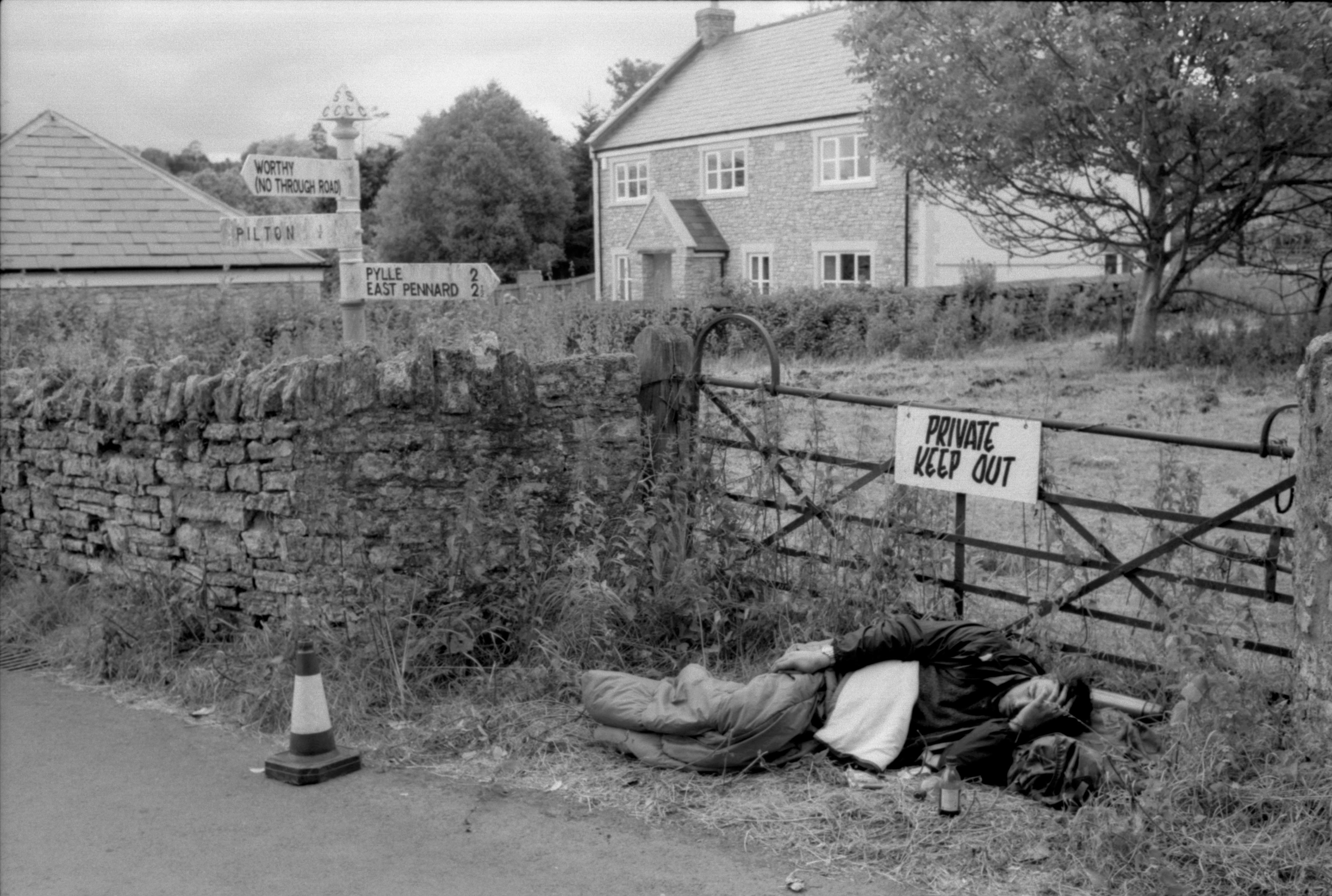 An Oral History of Glastonbury Festival 1992 featuring Primal Scream